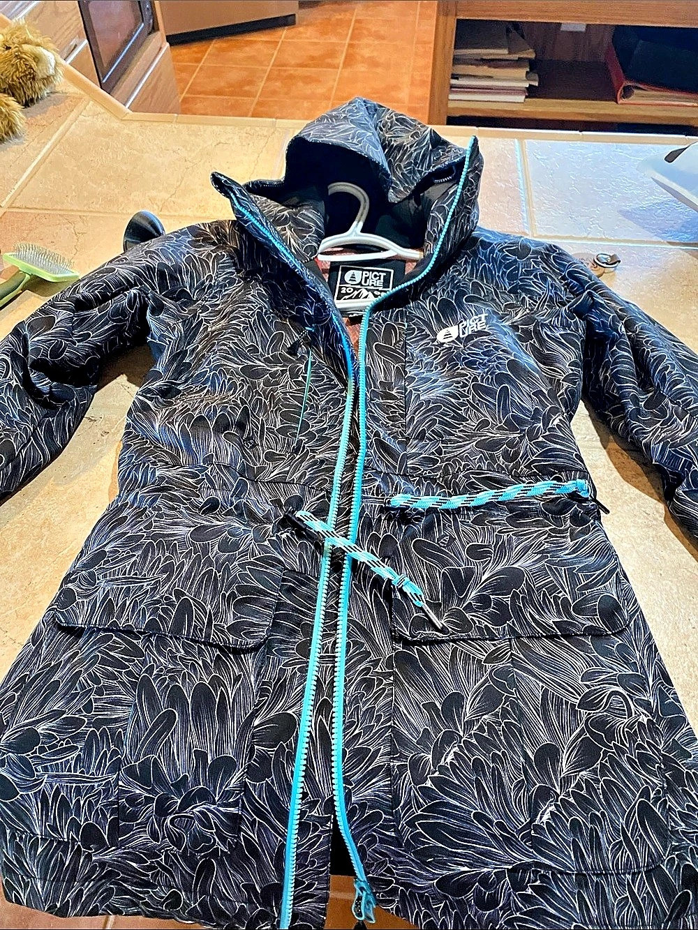 Picture Organic Clothing Milk Jacket (Friends Line) Floral Black & Blue XS